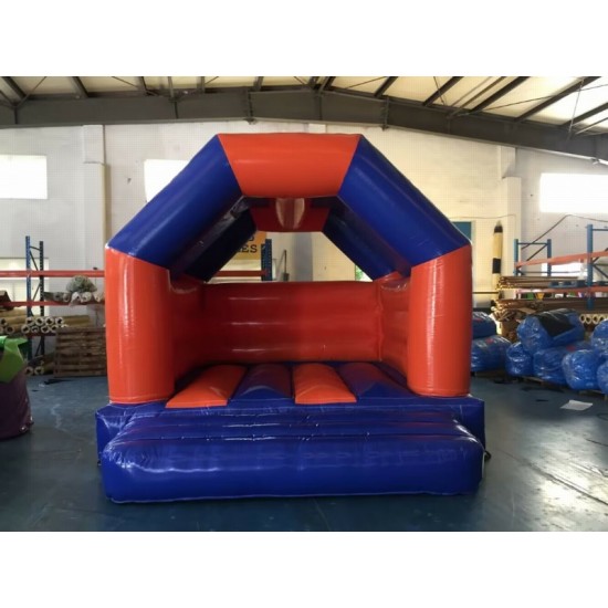 Un Cadre Euro Bouncy Castle