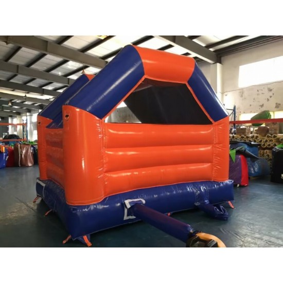 Un Cadre Euro Bouncy Castle